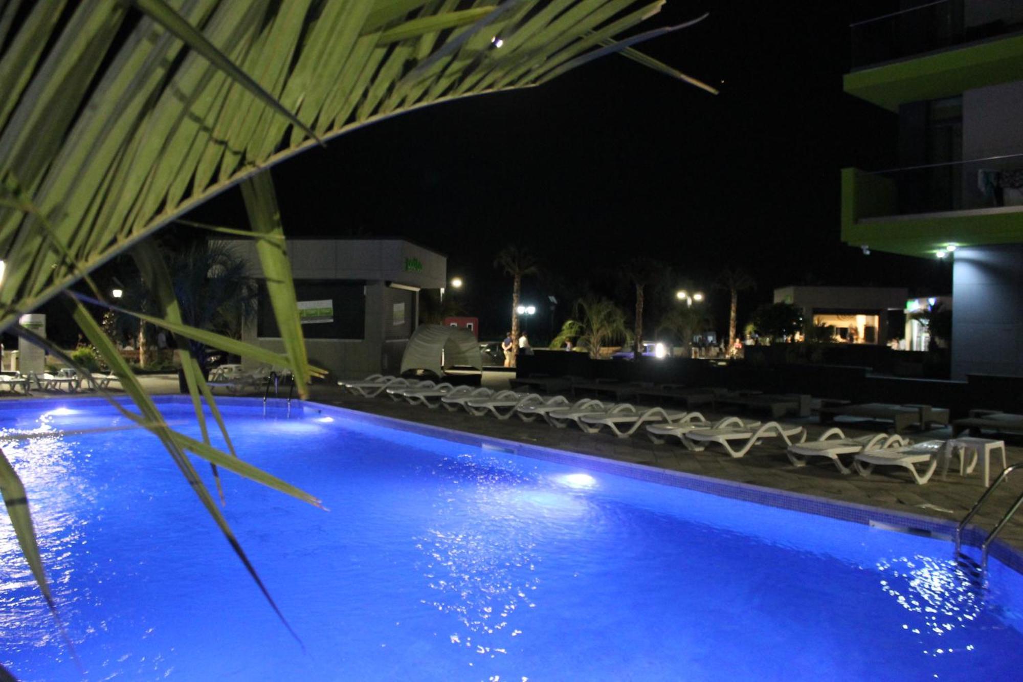 On Beach-Mamaia Residence Navodari Luaran gambar