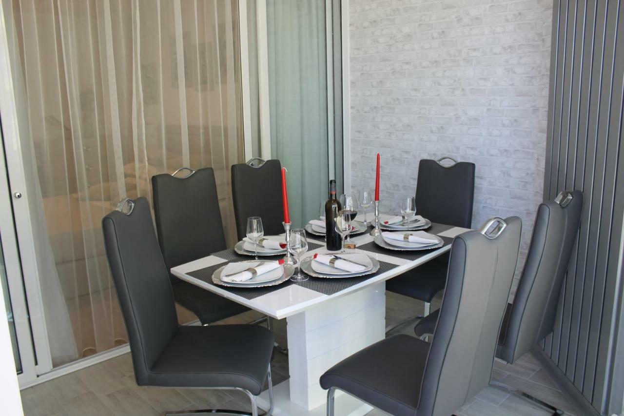 On Beach-Mamaia Residence Navodari Luaran gambar