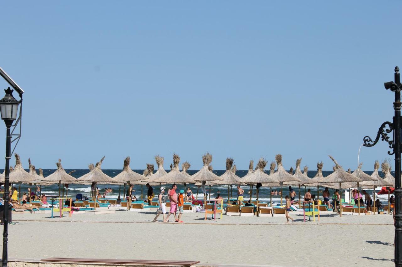On Beach-Mamaia Residence Navodari Luaran gambar