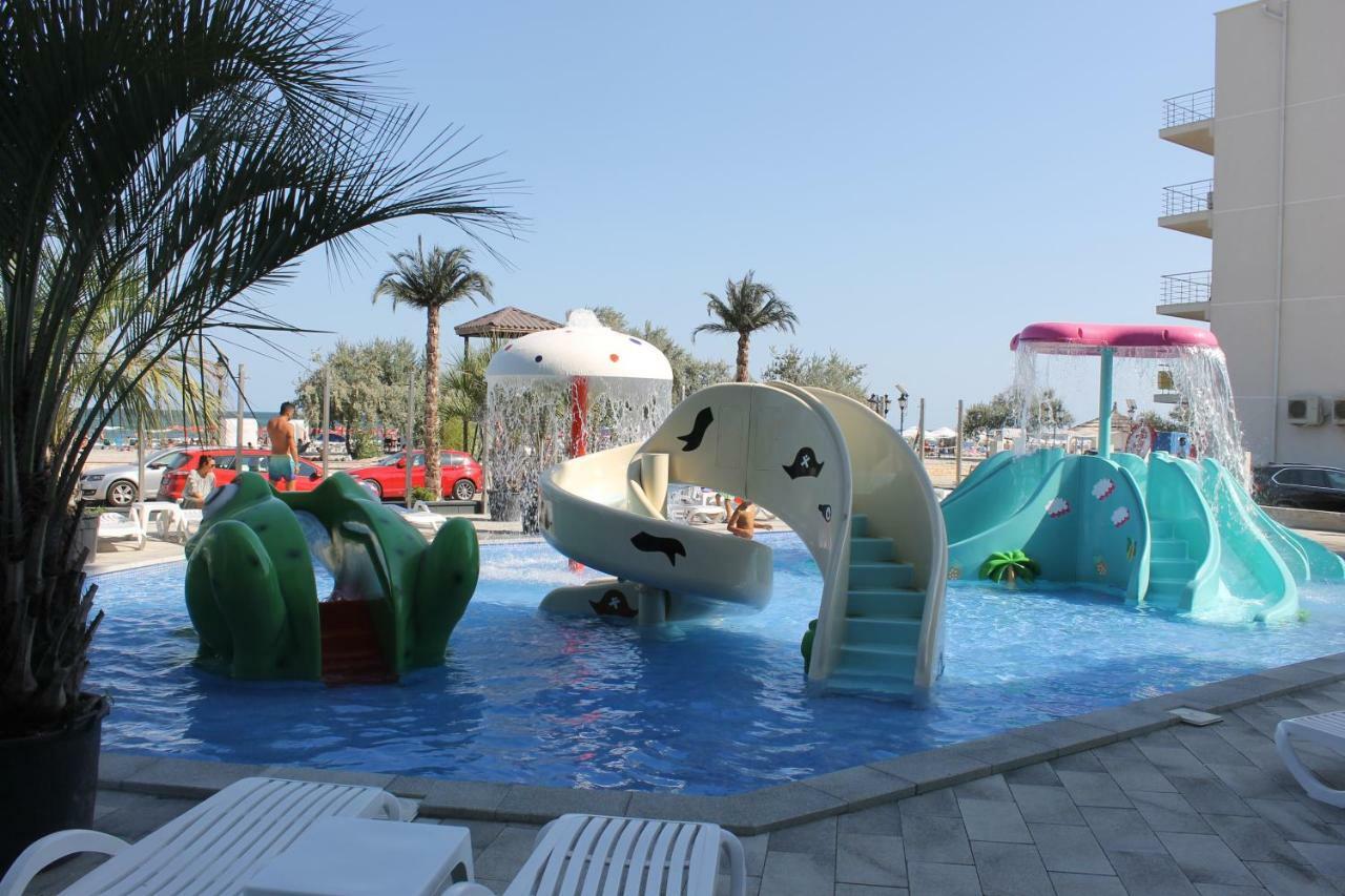 On Beach-Mamaia Residence Navodari Luaran gambar